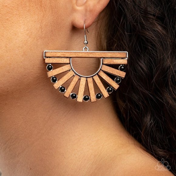 paparazzi Jewelry - 𝅺Wooden Wonderland - Black
